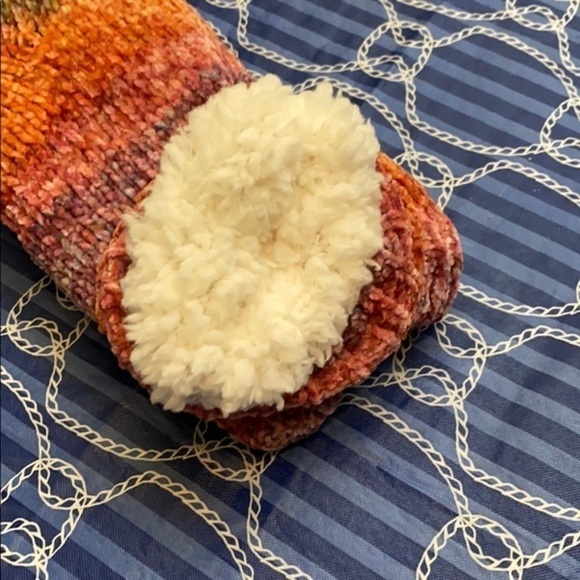 Super plush cozy slipper socks - Picture 3 of 4